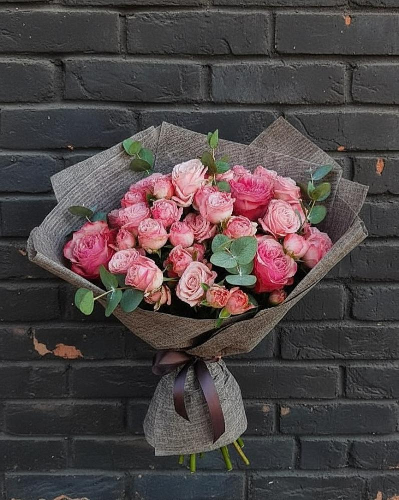 Букет цветов из: Розы в Кировский Астраханской области