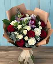 Букет цветов из:  Розы и Альстромерии #REPLACE_PRED# Кировский Астраханской области