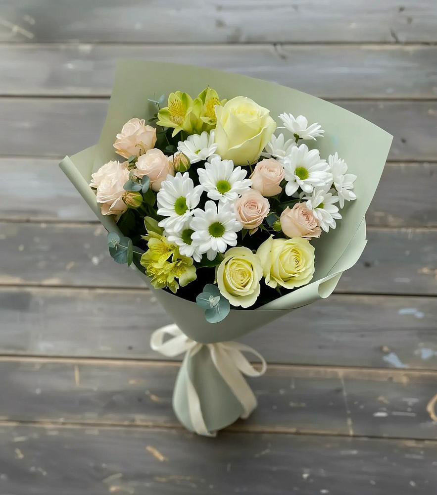Букет цветов из: Альстромерии, Розы и Хризантемы в Кировский Астраханской области