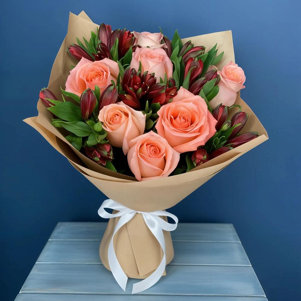 Букет цветов из: Розы и Альстромерии в Кировский Астраханской области