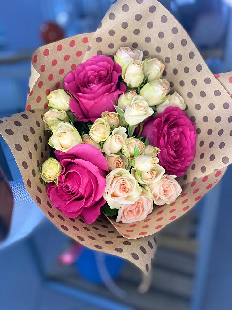 Букет цветов из: Розы в Кировский Астраханской области