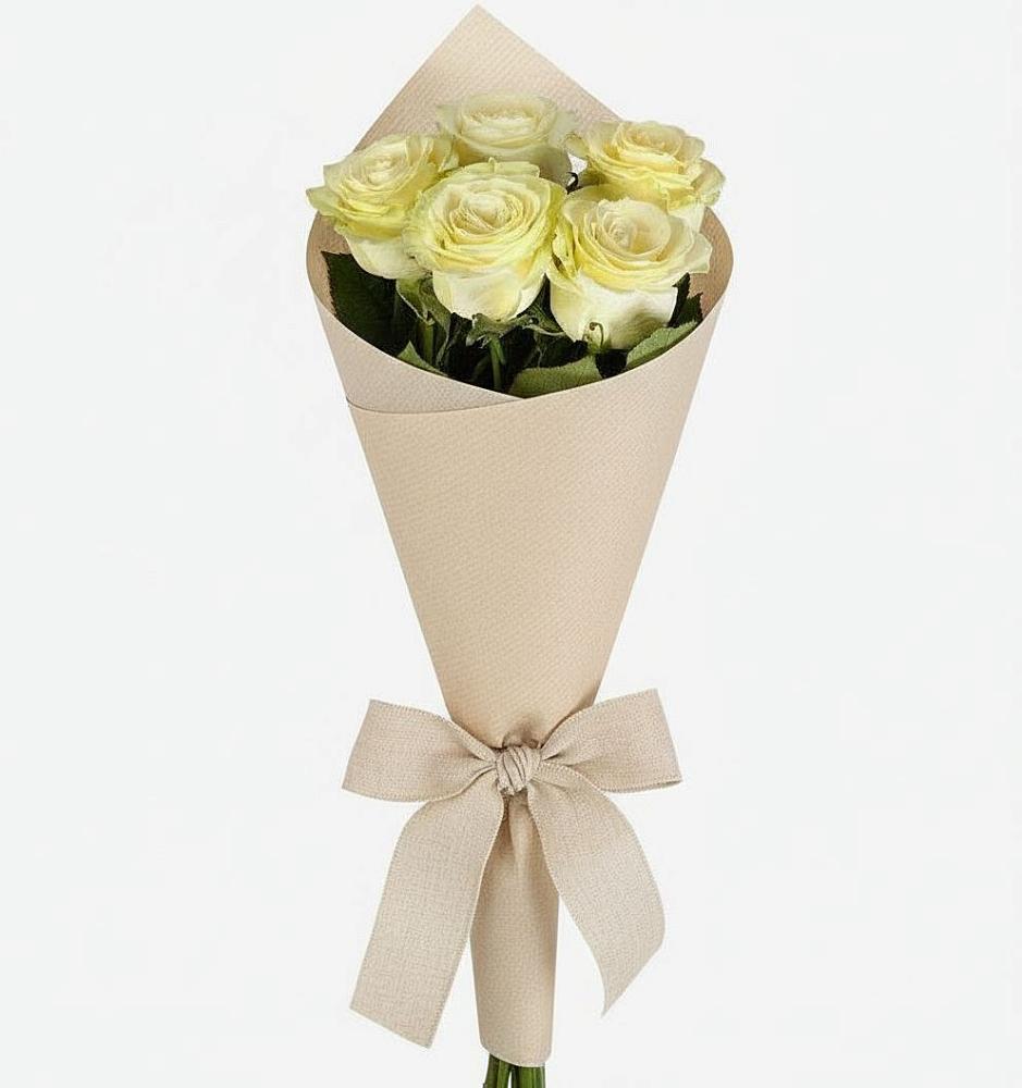 Букет цветов из: Розы в Кировский Астраханской области