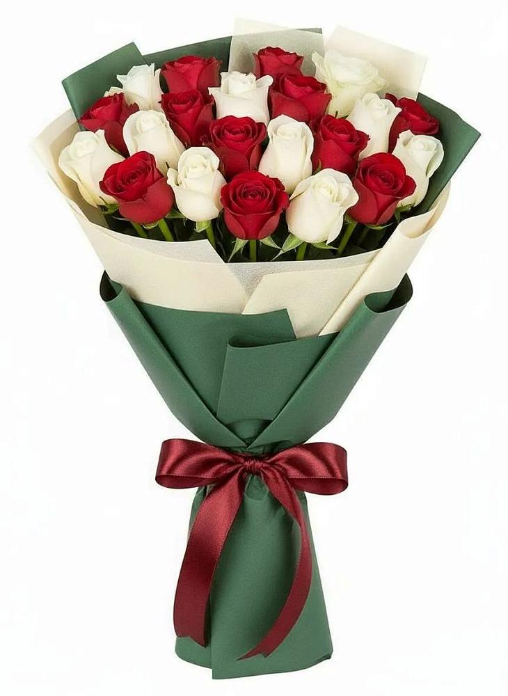 Букет Микс из красных и белых роз в Кировский Астраханской области