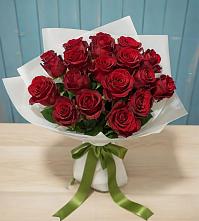 Букет Красные розы в Кировский Астраханской области