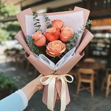 Букет цветов из:  Розы в Кировский Астраханской области