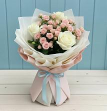 Букет цветов из:  Розы в Кировский Астраханской области