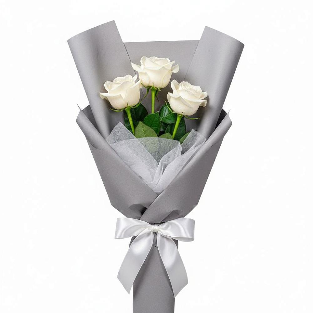 Букет 3 белые розы в Кировский Астраханской области