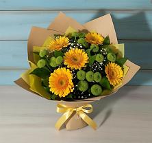Букет цветов из:  Герберы и Хризантемы в Кировский Астраханской области