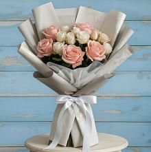 Букет цветов из:  Розы в Кировский Астраханской области
