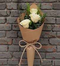 Букет цветов из:  Розы в Кировский Астраханской области