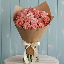 Букет цветов из:  Розы в Кировский Астраханской области