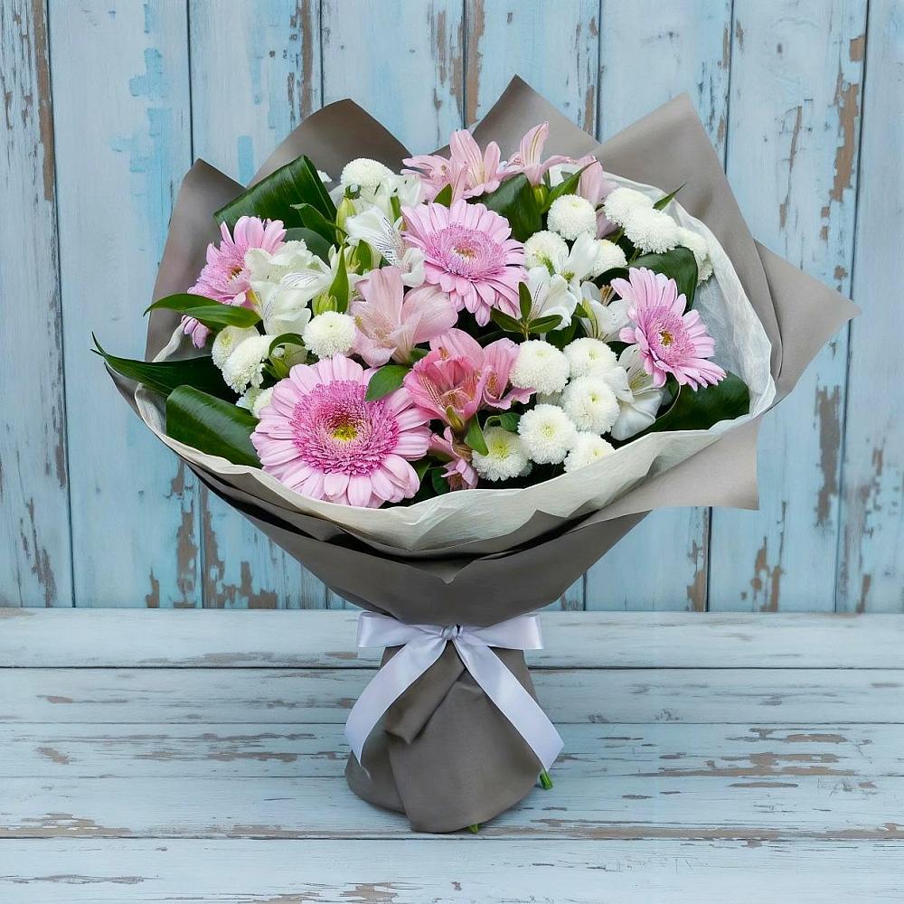 Букет цветов из: Герберы, Альстромерии и Хризантемы в Кировский Астраханской области