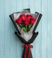 Букет цветов из:  Розы в Кировский Астраханской области