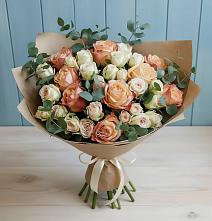 Букет цветов из:  Альстромерии и Розы #REPLACE_PRED# Кировский Астраханской области